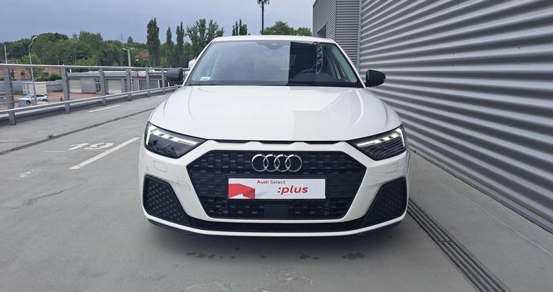 Audi A1 cena 109700 przebieg: 13147, rok produkcji 2021 z Debrzno małe 254